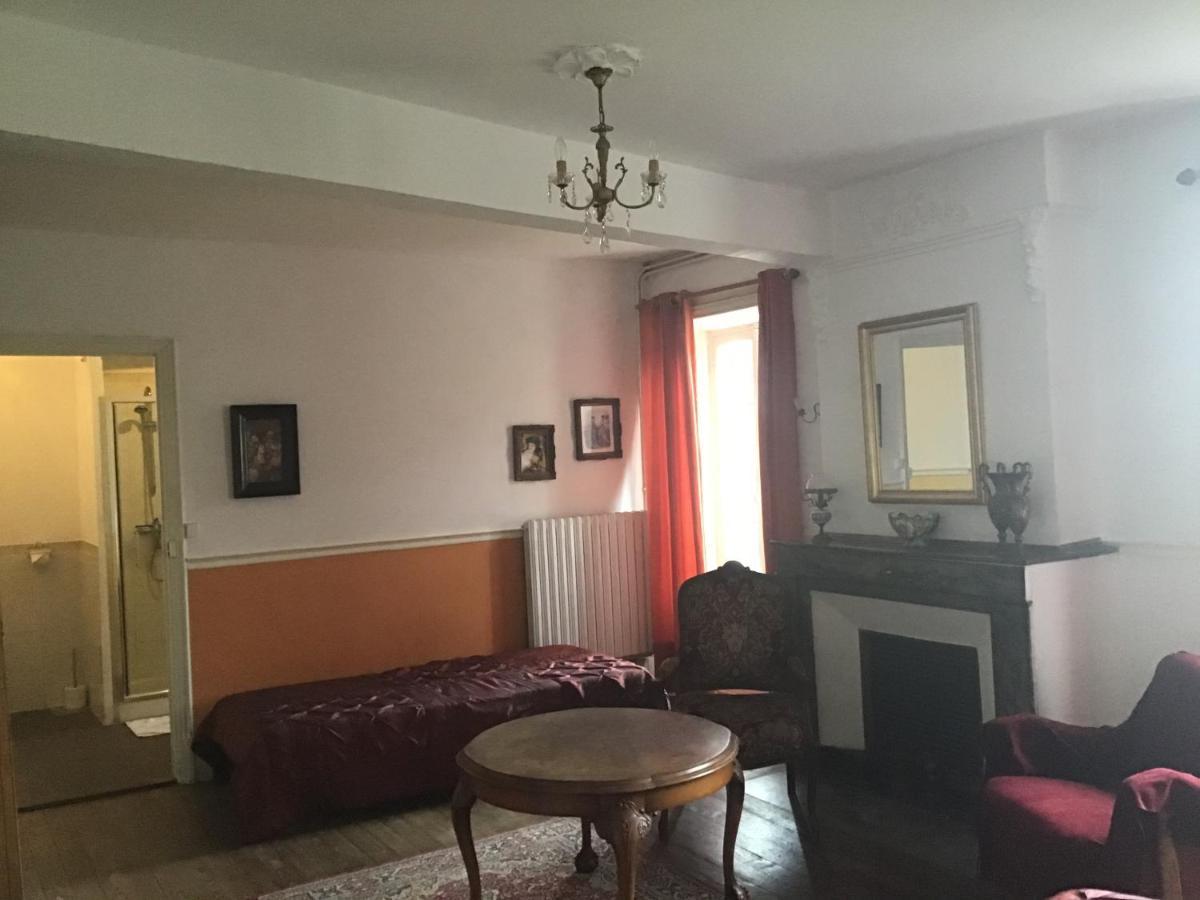 Bed and Breakfast Maison Forestiere Veyras Екстер'єр фото