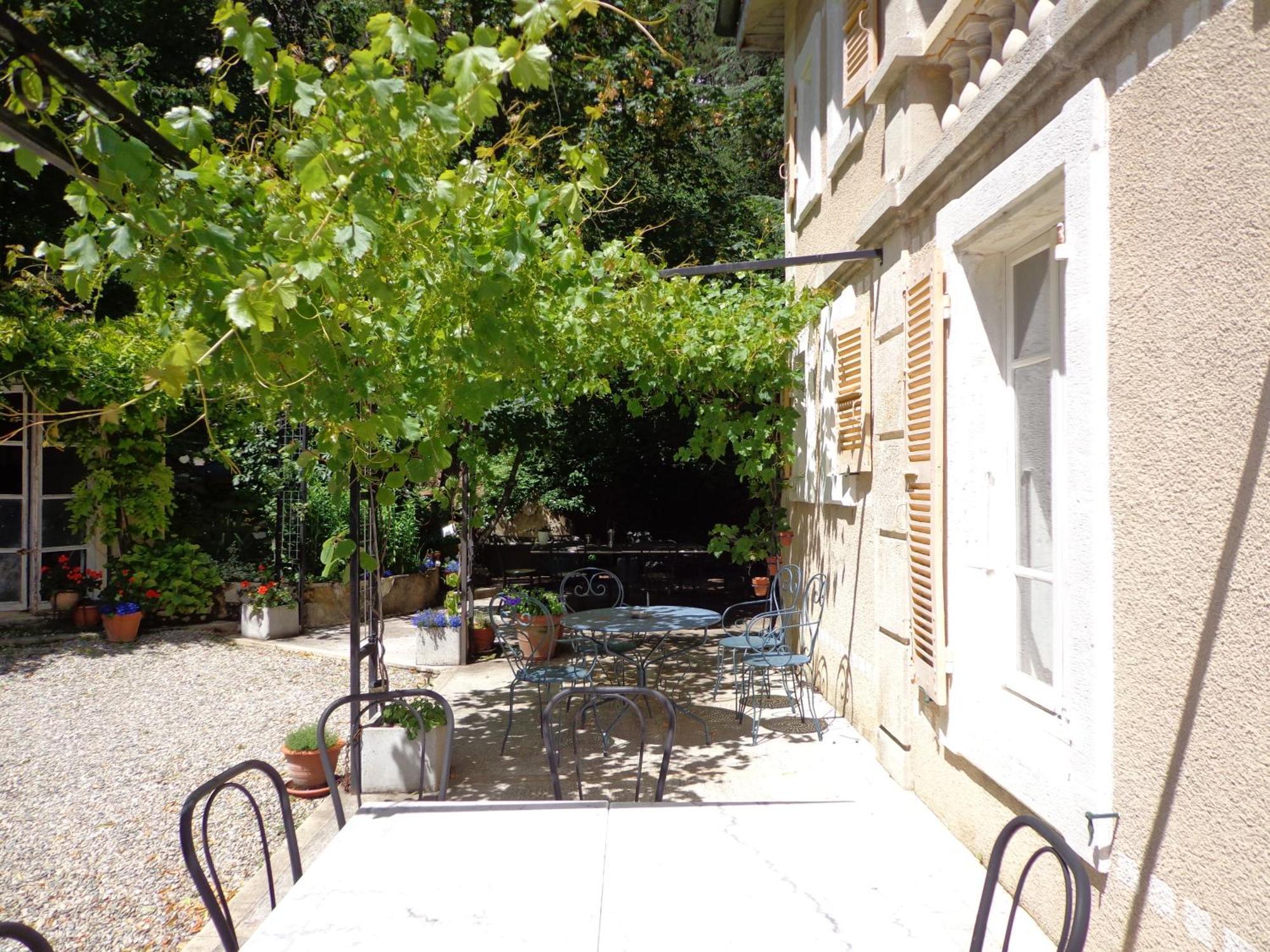 Bed and Breakfast Maison Forestiere Veyras Екстер'єр фото